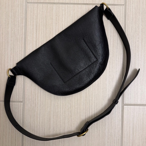 Banana Republic Black Leather Crossbody Bag - Picture 5 of 5